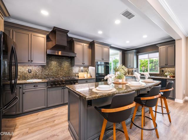 321 Town Forest Court, Camarillo CA: https://media.crmls.org/mediaz/f2bbac9c-dcb8-4ebd-b22b-19ff9322a314.jpg