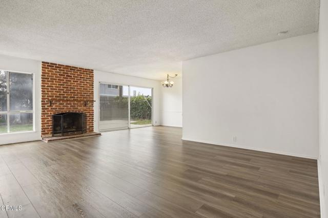 1138 Lantana Street, Camarillo CA: https://media.crmls.org/mediaz/f2be1825-68f2-4cb5-bfb8-c3dae1f77361.jpg