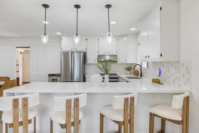9202 Moon Ridge Road, Fallbrook CA: https://media.crmls.org/mediaz/f2bea07e-3d42-4c4d-bd8a-0b1c96ff172f.jpg