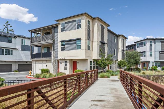 373 Arc Court, Hayward CA: https://media.crmls.org/mediaz/f2bea214-cb44-4670-92b0-7f8cce86dee4.jpg