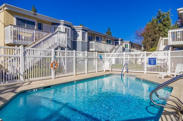 Detail Gallery Image 22 of 36 For 12616 Lakeshore Dr #1,  Lakeside,  CA 92040 - 2 Beds | 2 Baths