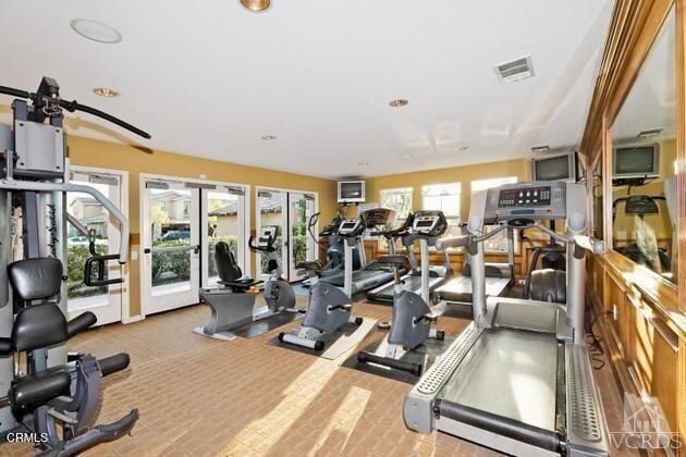 321 Town Forest Court, Camarillo CA: https://media.crmls.org/mediaz/f2bf8d53-4494-4bb8-96b5-d3828ec2f2af.jpg