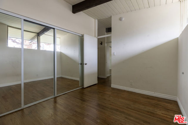 11133 Rose Avenue, Los Angeles CA: https://media.crmls.org/mediaz/f2bfbee3-b3f9-4b5f-84a1-d9b1e5a4972d.jpg