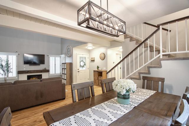 2258 Charise St, Escondido CA: https://media.crmls.org/mediaz/f2c0bc04-548f-485e-8899-fca7b30cd782.jpg