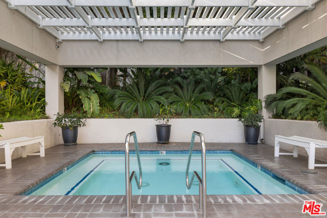 1131 Alta Loma Road, West Hollywood CA: https://media.crmls.org/mediaz/f2c2f35c-07a0-4cf8-b8c5-9e8dda081ed6.jpg