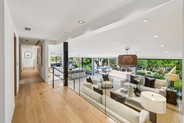 22 Grove Drive, Portola Valley CA: https://media.crmls.org/mediaz/f2c31e71-0d33-4363-9c45-f81f5ceafb3a.jpg