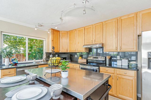 273 Marti Way, San Jose CA: https://media.crmls.org/mediaz/f2c38daa-c638-49aa-9164-b0da63d71e4c.jpg