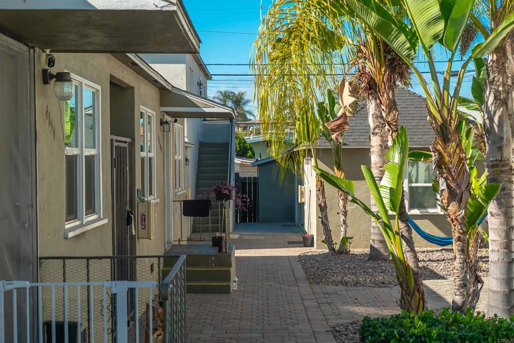 4154 Estrella Avenue - photo 8