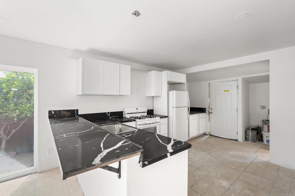 3067 J Street - photo 11