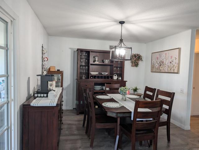 Detail Gallery Image 9 of 50 For 564 Larchwood Dr, San Marcos,  CA 92069 - 3 Beds | 2 Baths