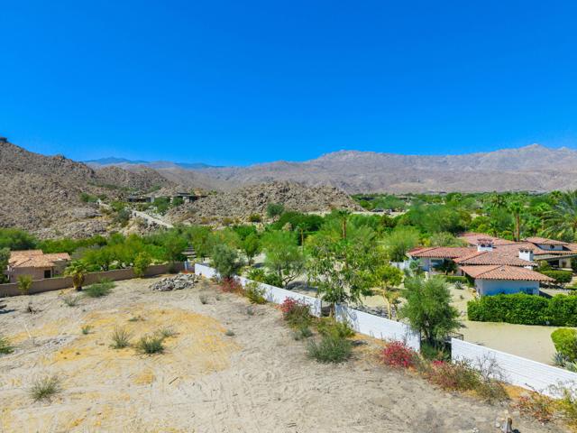 49425 Jfk Trail Trail, Palm Desert CA: https://media.crmls.org/mediaz/f2c66067-f840-4e7d-a5c3-2691cbeac6dd.jpg