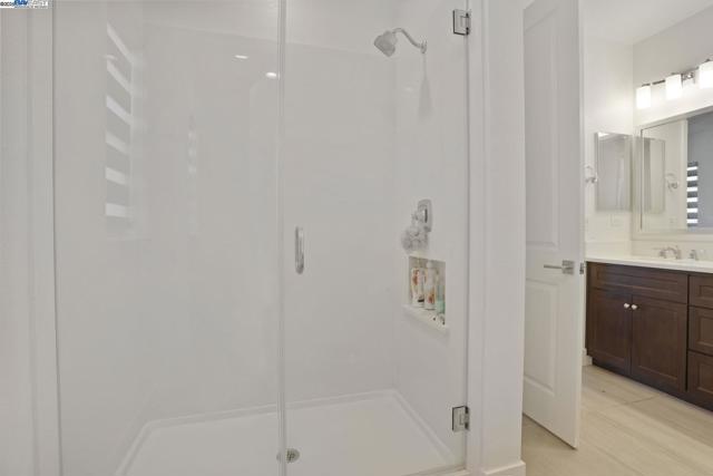 1205 S Ross Ct, Mountain House CA: https://media.crmls.org/mediaz/f2c6ccf5-e614-4289-be02-230e8c8bc00b.jpg