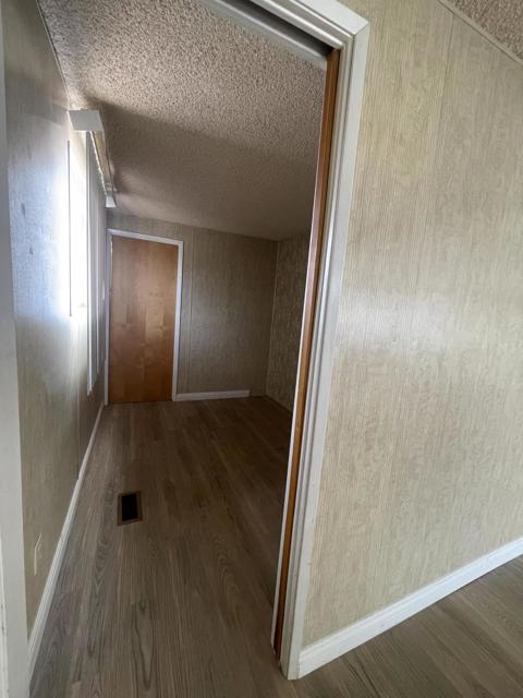 32161 Cody Avenue, Thousand Palms CA: https://media.crmls.org/mediaz/f2c713c4-4da3-49e0-8a19-2ef384883631.jpg