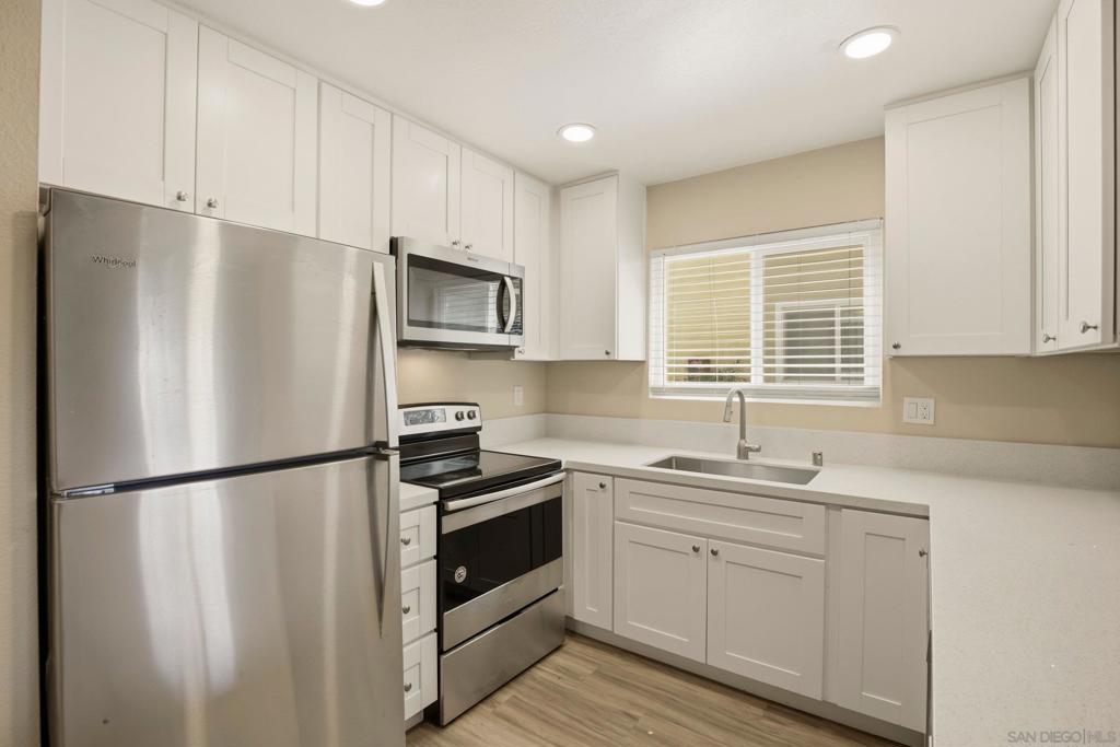 830 W Lincoln Ave #156