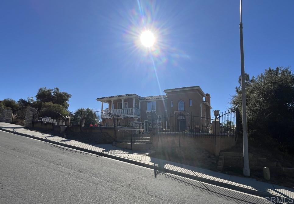 303 Amparo Drive - photo 5