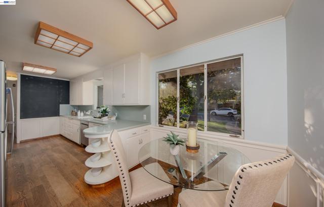 1785 Holly Ave, Menlo Park CA: https://media.crmls.org/mediaz/f2c7f9c0-bfcf-4b17-b79d-8e3b929cc2bd.jpg