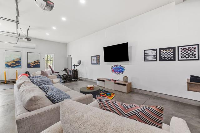 71530 Quail Trail, Palm Desert CA: https://media.crmls.org/mediaz/f2c86a87-fc03-4482-995b-664425c7f873.jpg