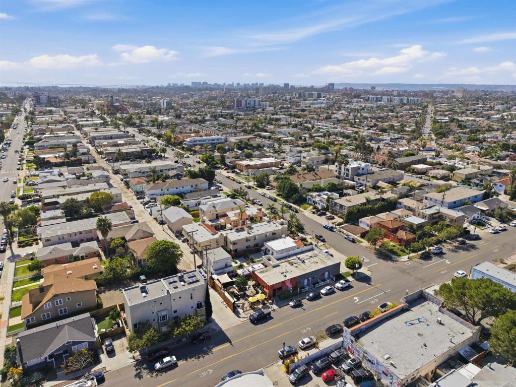 2611 Adams Avenue - photo 3