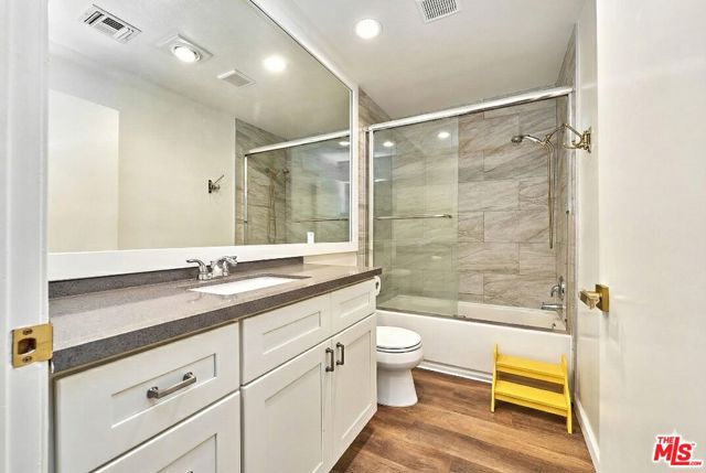 333 Westminster Avenue, Los Angeles CA: https://media.crmls.org/mediaz/f2c92d28-30ae-4f8d-bb8a-bec53e484aad.jpg