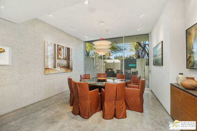 Image 39 of 52 For 27 Grande View Court