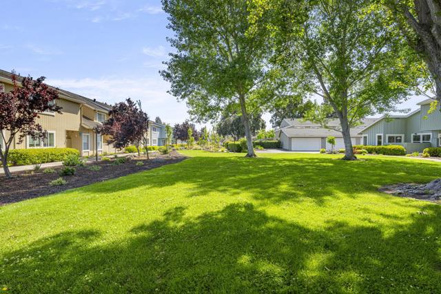 758 Pinta Lane, Foster City CA: https://media.crmls.org/mediaz/f2c95ed6-3f1f-43e6-ade4-f592fe28e8a2.jpg
