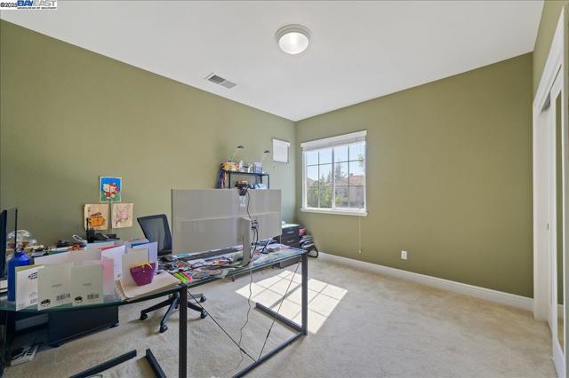 3055 Hastings Way, San Ramon CA: https://media.crmls.org/mediaz/f2c98c65-b566-4f81-8d72-3d849c43eb4d.jpg