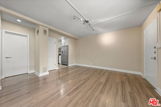 8555 Sherwood Drive, West Hollywood CA: https://media.crmls.org/mediaz/f2cb8bb1-5223-4474-9bd5-279bd193d32f.jpg
