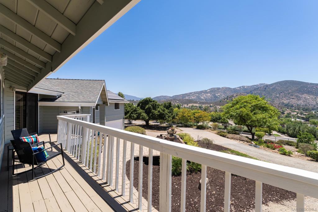 MLS #250034940SD img 32