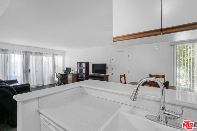 20134 Leadwell Street, Winnetka CA: https://media.crmls.org/mediaz/f2cbccd4-af87-47ca-844a-9c105f5520da.jpg