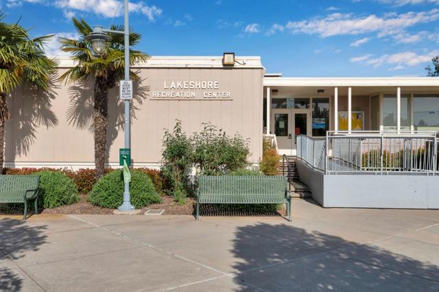 1518 Day Avenue, San Mateo CA: https://media.crmls.org/mediaz/f2cc20f0-d85b-4cba-aff4-c768c9d31554.jpg