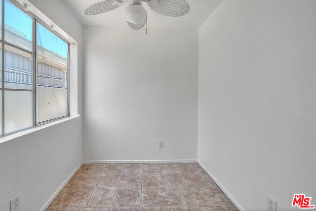 8741 Darby Avenue, Northridge CA: https://media.crmls.org/mediaz/f2ccac5d-8070-4367-99ab-ec00dc50f0ba.jpg