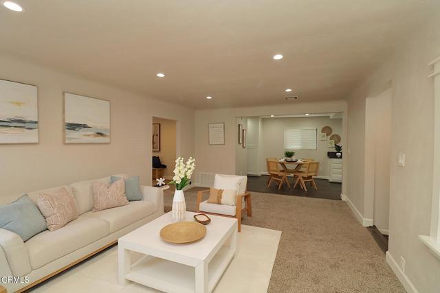 5026 Doreen Avenue, Temple City CA: https://media.crmls.org/mediaz/f2ccdf33-272d-4433-b2f3-37e03b05e45f.jpg