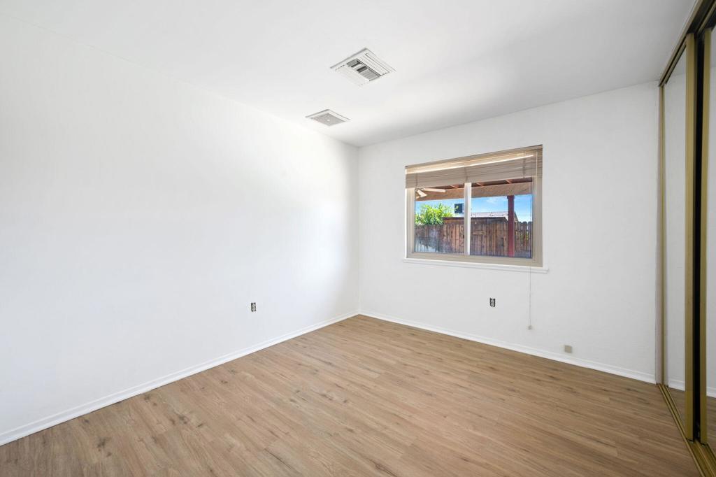 MLS #219132767DA img 16