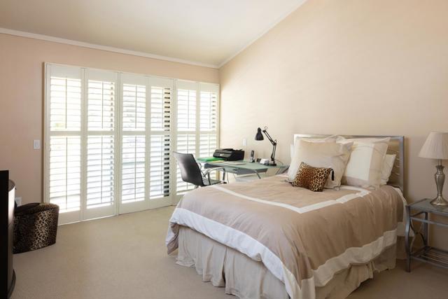 9662 Willow Court, Carmel CA: https://media.crmls.org/mediaz/f2ce2627-f1dc-4870-8ef0-a215b8899fec.jpg