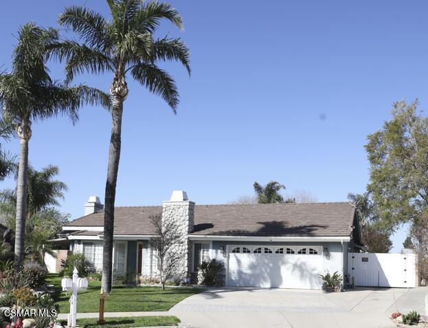 2331 Welcome Court, Simi Valley CA: https://media.crmls.org/mediaz/f2cf93dd-074f-40df-b92e-93b602dcf60d.jpg