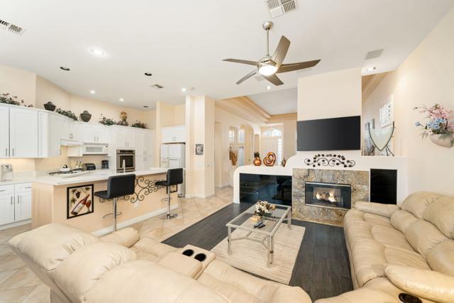 50075 Doral Street, La Quinta CA: https://media.crmls.org/mediaz/f2cf9d91-ccdd-4ca0-a9e2-0a79312d683a.jpg