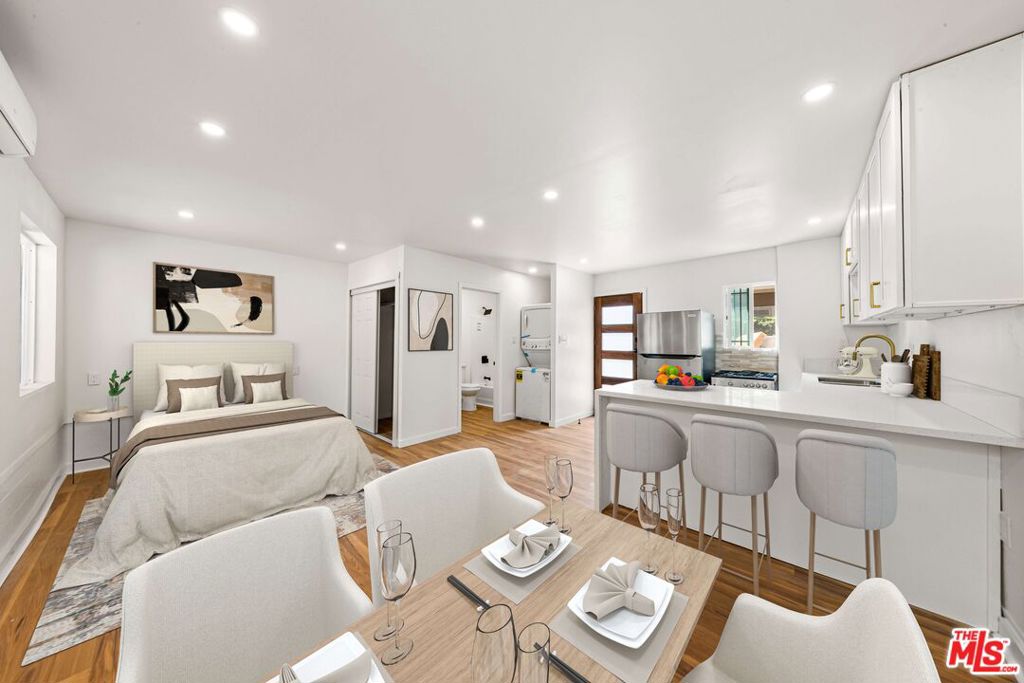 1/2 W 129th Street