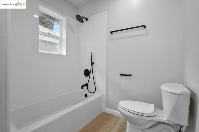 2224 107th Ave., Oakland CA: https://media.crmls.org/mediaz/f2d121ee-3b05-4bae-ba84-c946d0b1242e.jpg