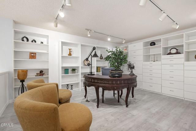 Detail Gallery Image 8 of 25 For 11998 Bubbling Brook St, Moorpark,  CA 93021 - 4 Beds | 2/1 Baths