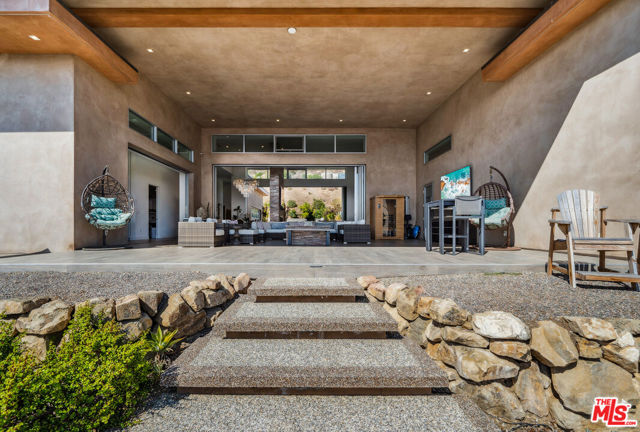 10715 Yerba Buena Road, Malibu CA: https://media.crmls.org/mediaz/f2d24c2b-4e55-4dc7-9ddd-2b85d85a11f3.jpg
