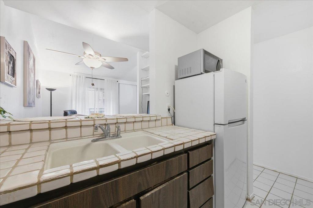 1615 Hotel Circle - photo 5