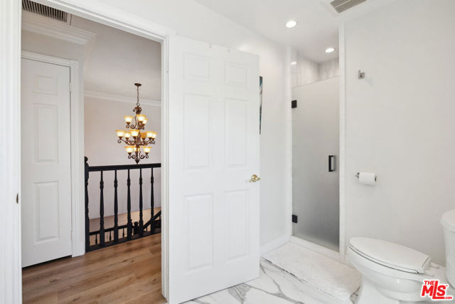 4415 Dulcinea Court, Woodland Hills CA: https://media.crmls.org/mediaz/f2d360da-e7bd-4422-9a78-8104c0db5449.jpg