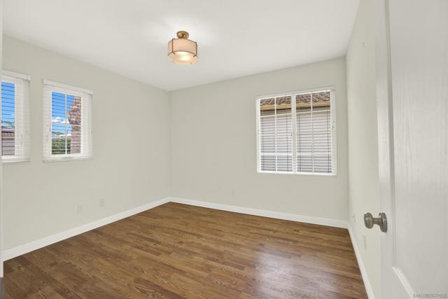 7301 Seafarer Pl, Carlsbad CA: https://media.crmls.org/mediaz/f2d560ea-62b6-4a8d-a2df-ba601a9d8adf.jpg