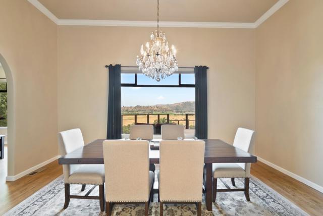 38 Barbras Court, Hollister CA: https://media.crmls.org/mediaz/f2d5b41c-6e12-4061-8de7-946e381e49dc.jpg