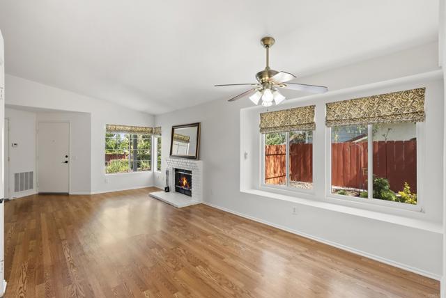 2009 Pointer Gln, Escondido CA: https://media.crmls.org/mediaz/f2d70e72-c423-4ba4-8e93-419c18baf7a5.jpg