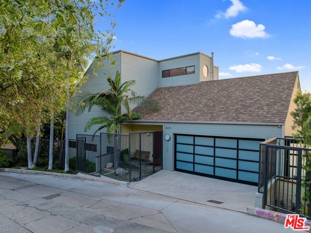 6201 Quebec Drive, Los Angeles, California 90068, 3 Bedrooms Bedrooms, ,4 BathroomsBathrooms,Single Family Residence,For Sale,Quebec,24414411