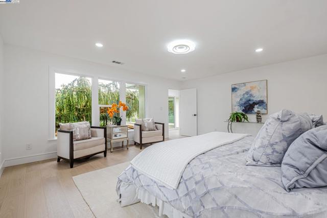 41511 Chadbourne Dr, Fremont CA: https://media.crmls.org/mediaz/f2d78ac6-d2a5-4645-a5c8-a6f2626b6333.jpg