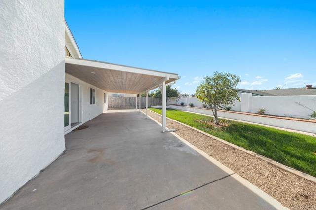 Detail Gallery Image 18 of 25 For 10296 Baroness Ave, San Diego,  CA 92126 - 3 Beds | 2 Baths