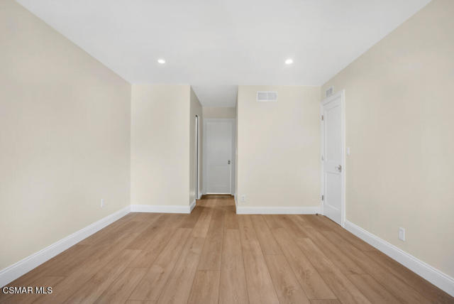 1228 S Westlake Boulevard, Westlake Village CA: https://media.crmls.org/mediaz/f2d947c3-1a51-4fe0-be95-e939e6ab870d.jpg