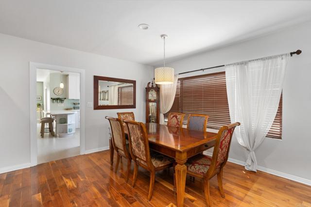 Detail Gallery Image 15 of 34 For 853 C Ave, Coronado,  CA 92118 - 4 Beds | 2 Baths